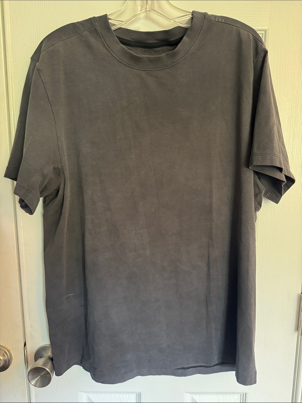 lululemon athletica Men's Short Sleeve Crew Tee — Charcoal Gray